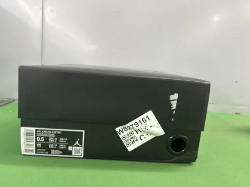 配色:黑猫 NEW SOLE