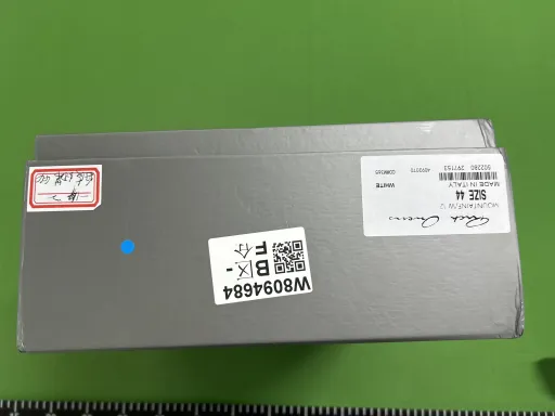 倒三角白色细鞋带