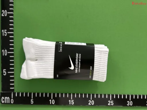 style:two pairs of  white long