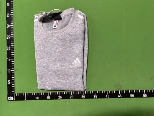C9灰色【刺绣三杠圆领】春秋款