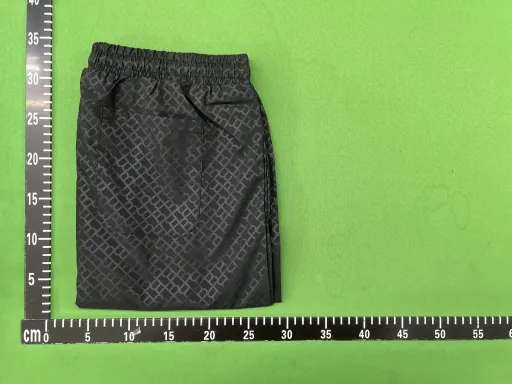 18(mesh lining)