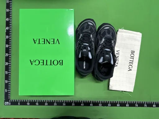 配色:741357V2X401000黑色(35-47)