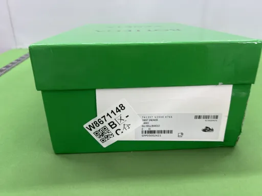 配色:741357V2X404766酒红兰(35-47)