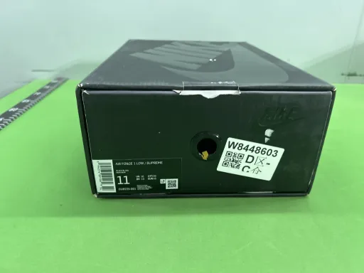 配色:Supreme空军纯黑CU9225-001