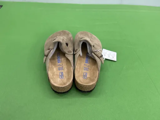 灰绿绒面