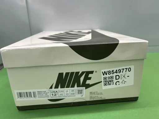 配色:TS橄榄绿 低帮DZ4137-106