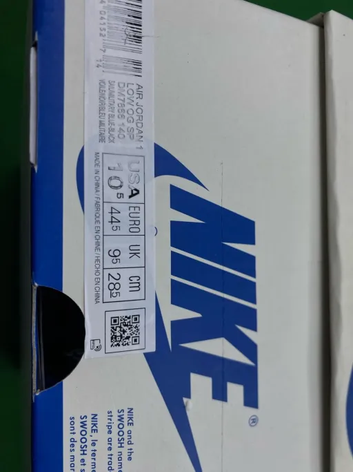 Color matching: TS黑白蓝 低帮DM7866-140