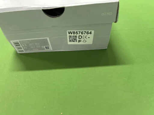款式:白黑 FQ4296-101