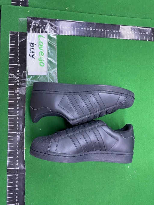 Color matching: EG4957 纯黑