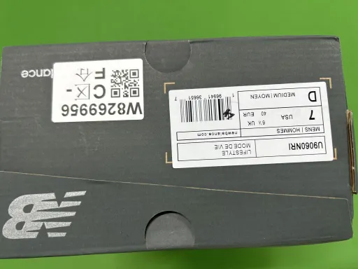 配色:U9060NRI全黑