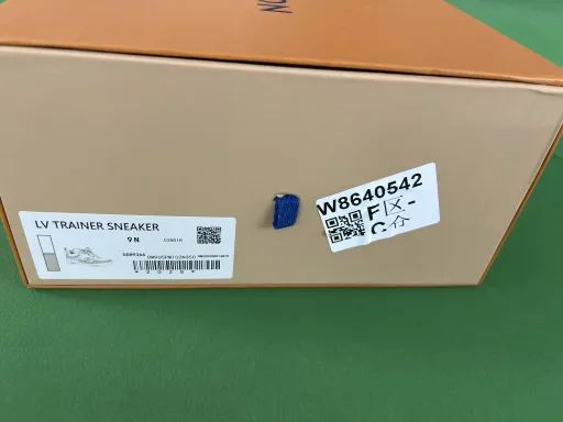 配色:杏色SK808