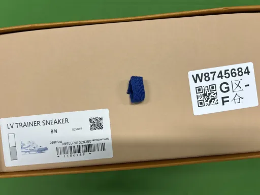 配色:灰钻SK804
