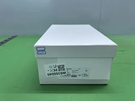 配黑牛皮 18