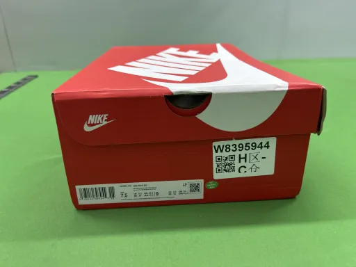 CD0881-103 黑白绿（麂皮）