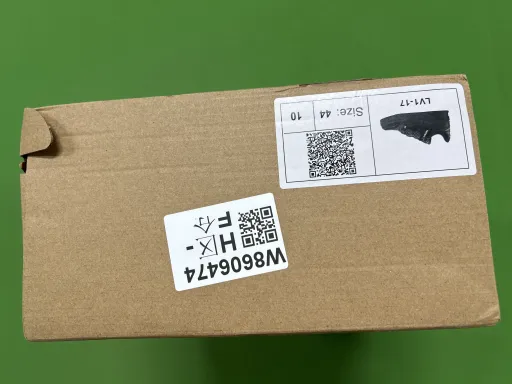 51BCOLORE BLACK 黑牛仔（白字母）