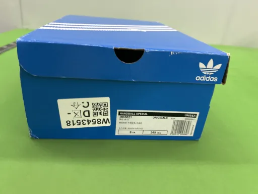 深蓝白阿迪 DB3021