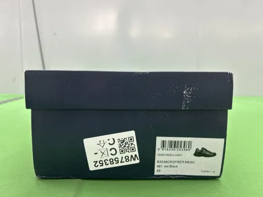 配色:H981黑亮片