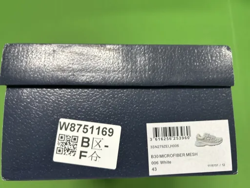 配色:米白 H006