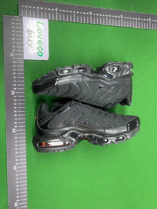 style: 604133-050 全黑