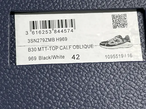 32 黑白B30