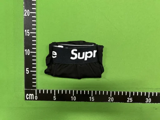 sup-黑色