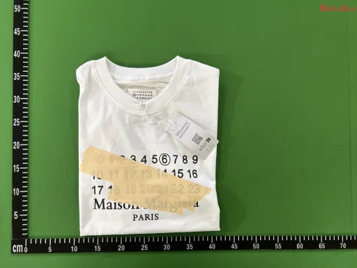 2031白色