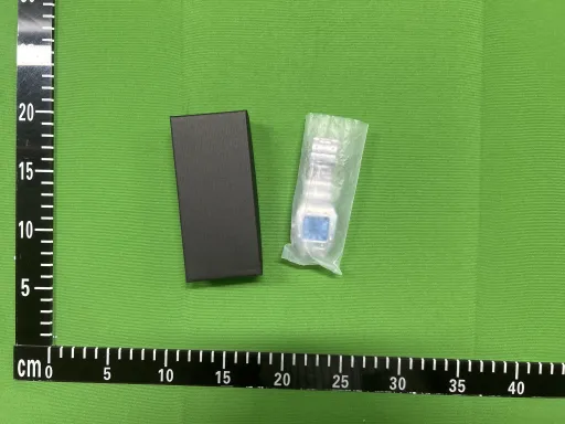 蓝色