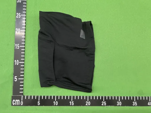 款式:Nike 黑色面罩