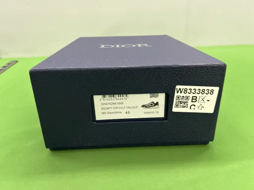 2号黑白949