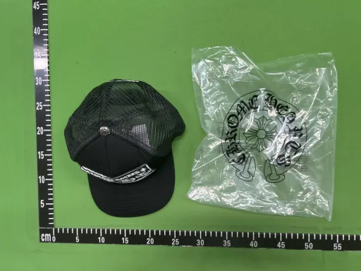 罗欣黑色