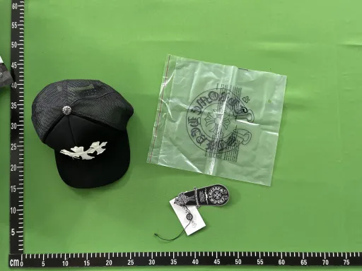 白皮标黑色