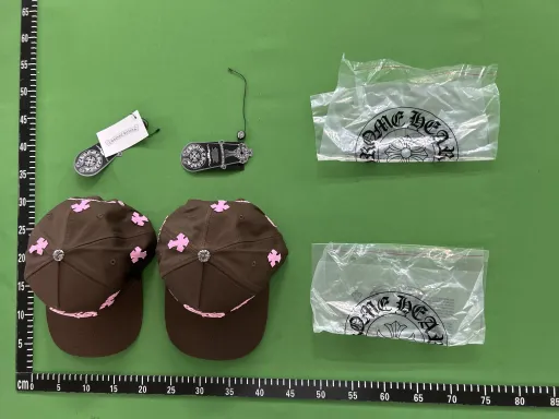 CH+十字皮标粉咖
