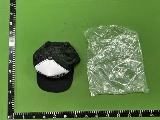 罗欣白色