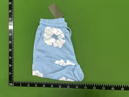 短裤天蓝