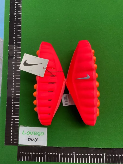 HQ4307-600 Red