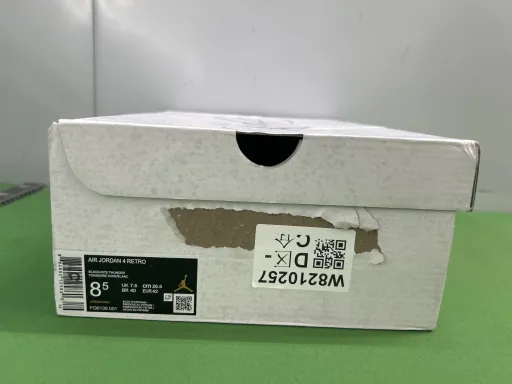 aj-4黑白