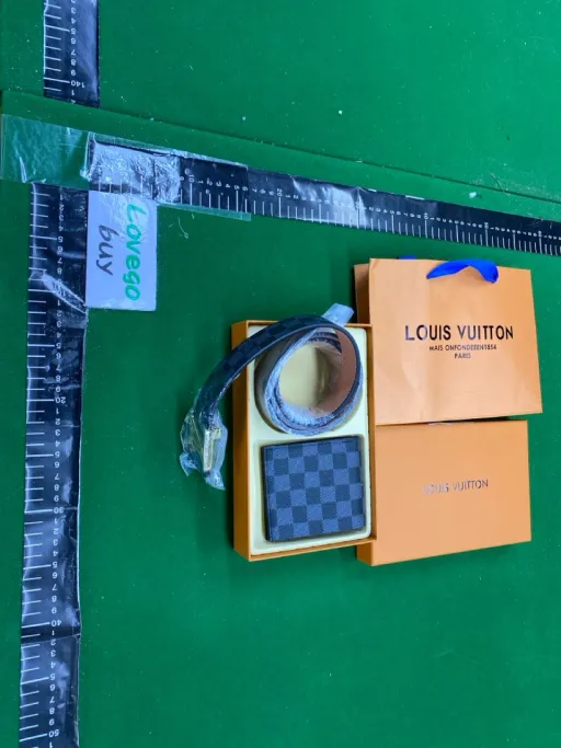 Belt + Wallet: 23