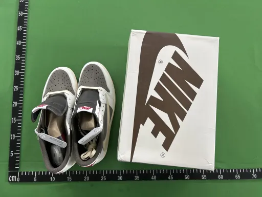 配色:New China Leather Ridgerock 白粽