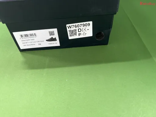 B30纯黑（36-47）