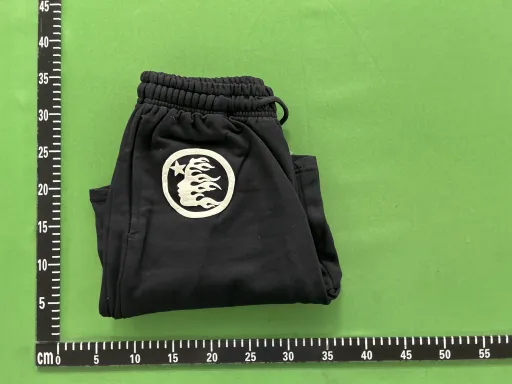 715 黑色