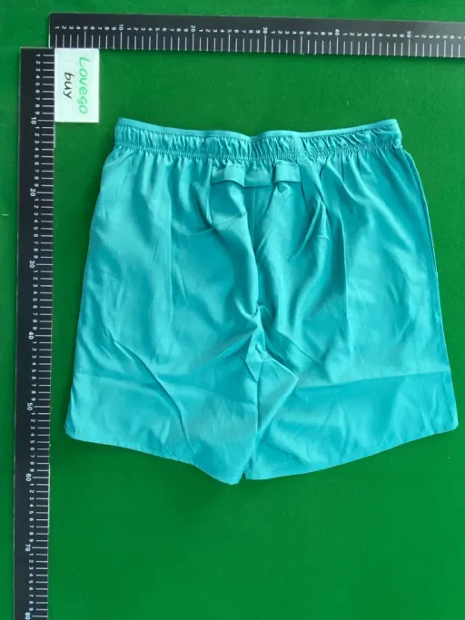 青色短裤