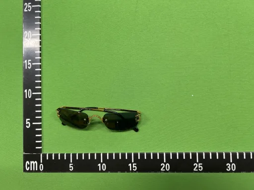 C6 金框黑灰片