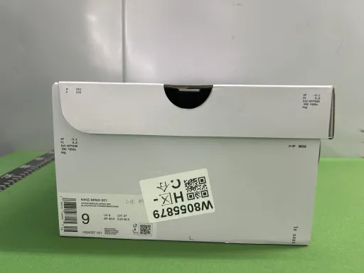颜色款式:9号白色黑勾HQ4307-101
