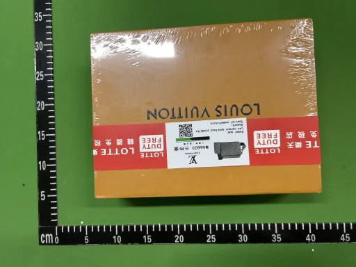 灰压字