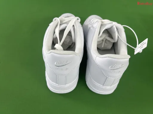 款式配色:G版 AF1 纯白低帮
