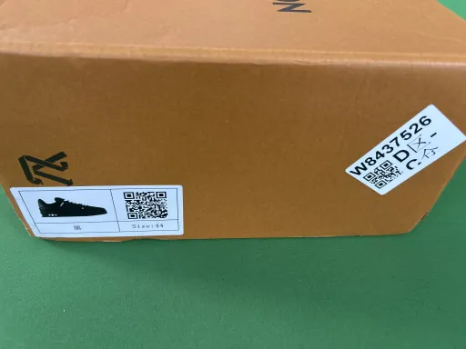 款式:黑牛仔