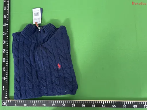 sweater blue