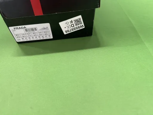 4E3400白色