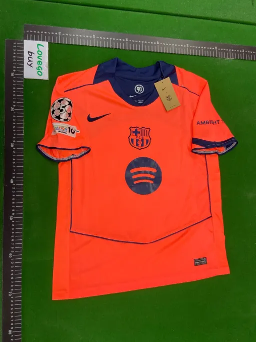 2526 barcelona second guest # 8 champions league