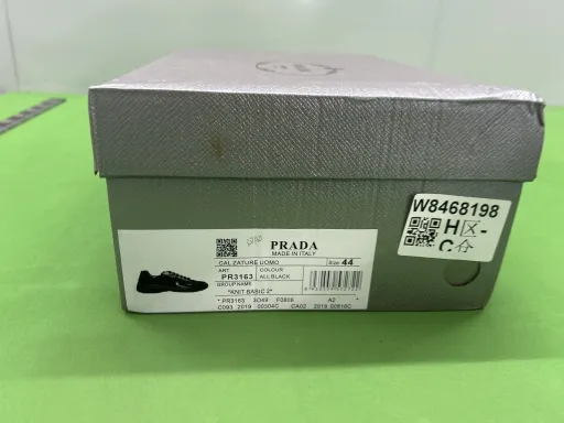 颜色款式:1号黑色亮面